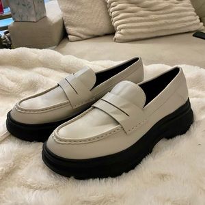 Zara Chucky sole loafers